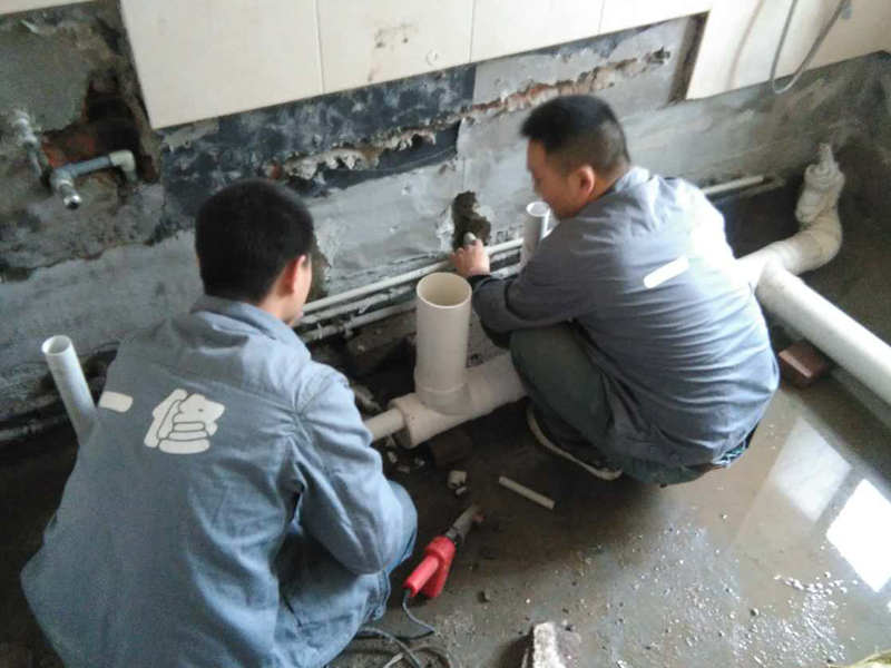 安裝管道防水施工要點(diǎn)，安裝后增壓測試